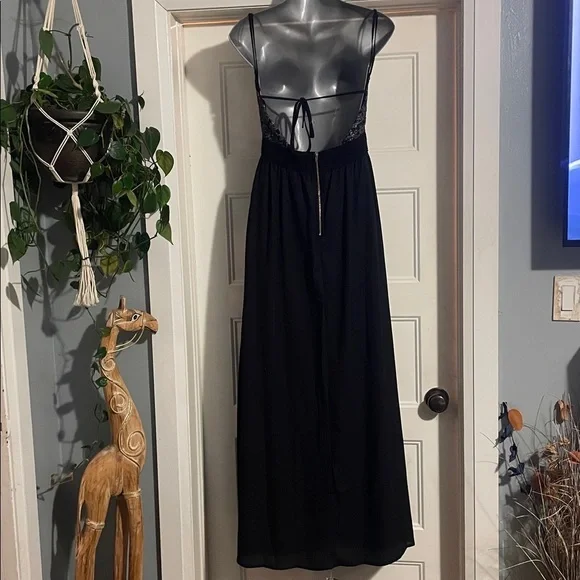 Women's Soieblu Black Lace Maxi Dress - Picture 5 of 10